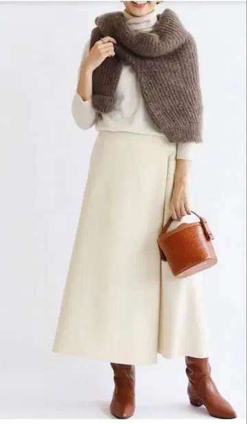 이에나 하드 압축 스커트