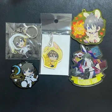 [ 익명 거래 ] 츠키우타. 아크릴 키링 나가츠키 요루 세트