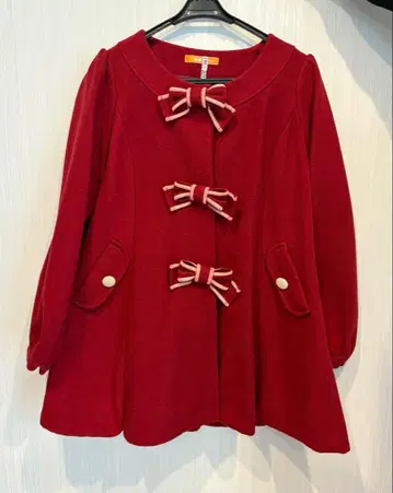 F i.n.t 트리플 리본 코트