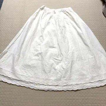 사만사 모스모스 레이스 화이트 스커트