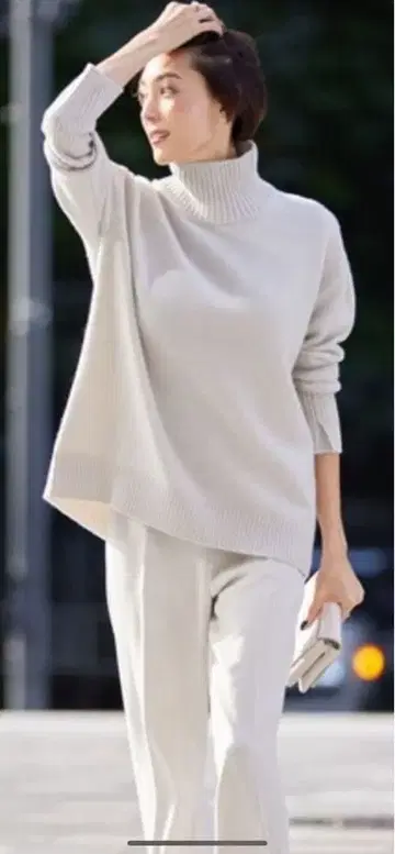 새상품급 ICB [세탁 가능] 소프트 캐시미어 믹스 하이넥 니트 토프 S