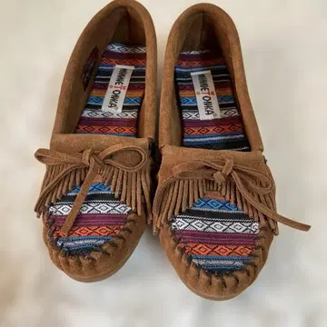 [MINNETONKA] 프린지 모카신 브라운 24.5cm