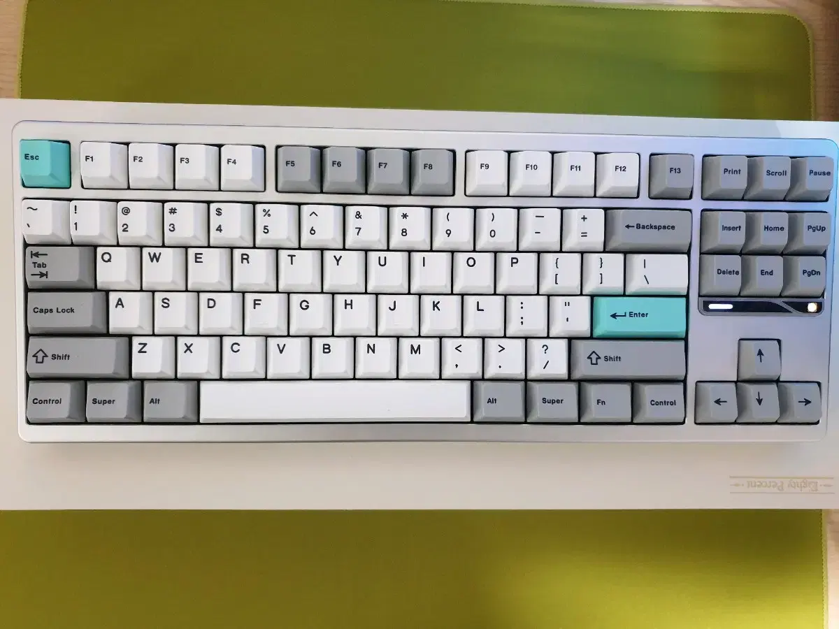 EVO80 Nimbus FR4 + Azure switch keyboard