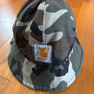 Carhartt 카모플라쥬 버킷 햇