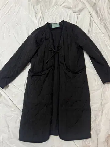 MOI 퀼팅 자켓 블랙