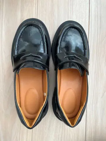 UNIQLO C 블랙 로퍼