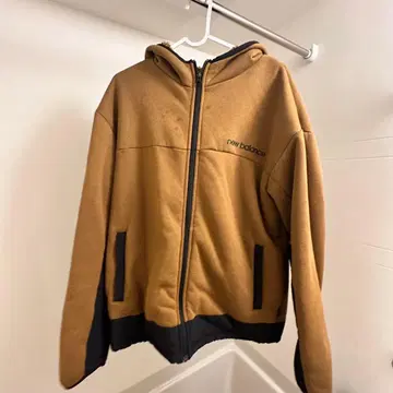 NewBalance 속기모 후드티 브라운 L 사이즈