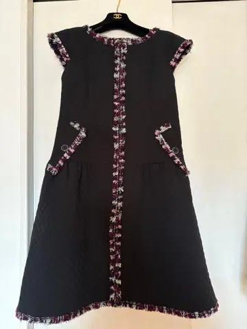 새상품급 르네 트위드 퀼팅 원피스 프린지 블랙 36