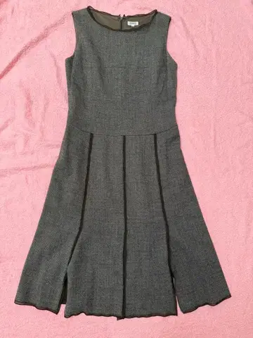 폭시 FOXEY BOUTIQUE 슬리브리스 플레어 원피스 40 사이즈