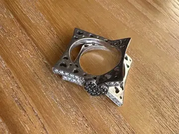 다양한 조합의 하트 반지