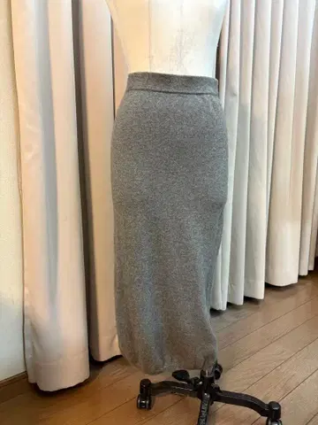 캐시미어 100% 타이트 스커트 라이트 그레이 Cashmere Skirt