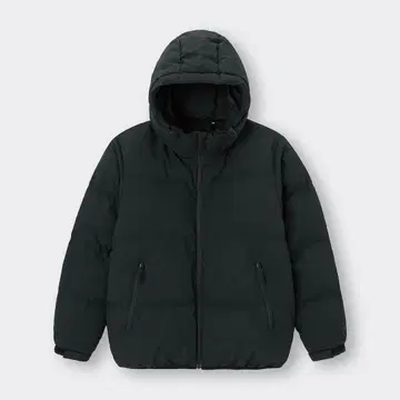 새상품급 GU 블랙 다운 자켓 후드 부착