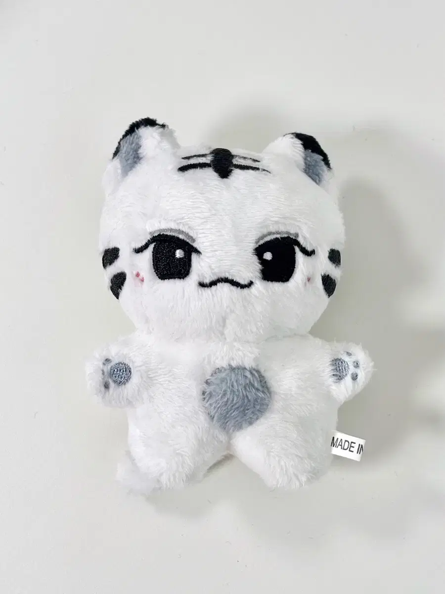 Seventeen Joshua 10cm doll Nyorangi