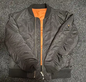 ALPHA MA-1 플라이트 자켓 블랙