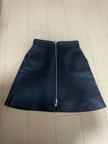 러브리스 가죽 ZIP 스커트 36