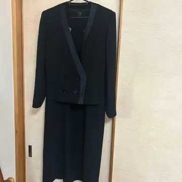 블랙 원피스 수트 더블 버튼