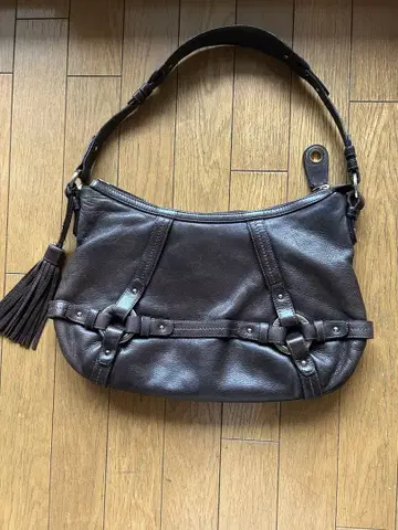 BALLY 가죽 숄더백 태슬 포함