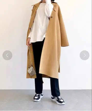 Whim Gazette 비버 리버 트렌치코트