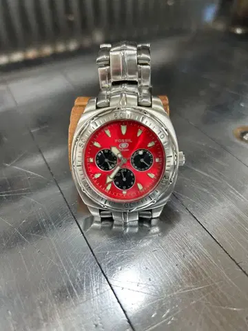 FOSSIL 크로노그래프 손목시계 레드 정크제품