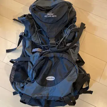 deuter ACT LITE 40+10 백팩