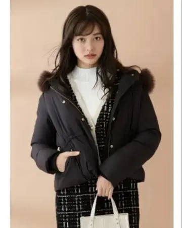 후드 퍼 숏 다운 PROPORTION BODY DRESSING