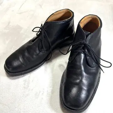 Clarks 사이즈 UK7G (25.5cm 넓은 발볼) 처카 부츠