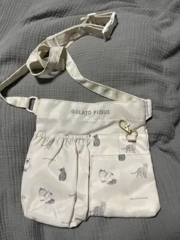 젤라또피케 & 클라시코 간호사 숄더백 고양이 패턴 CAT