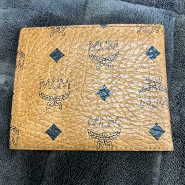 MCM 브라운 이단 접이식 지갑