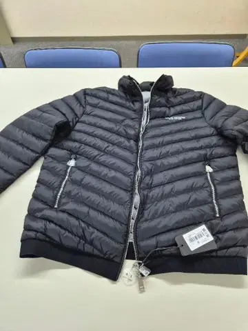 Armani Exchange 다운 자켓 블랙