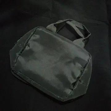 블랙 트래블 파우치