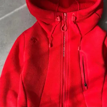 15096 여성용 데상트 자수 플리스 후드티