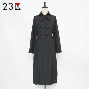 새상품 23구 오픈 카라 무릎 기장 원피스 블랙 사이즈 32*GD1025