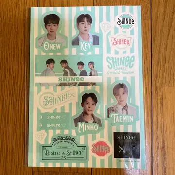 SHINee World Official Fanbook