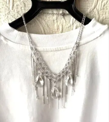 et vous 에 비즈 목걸이