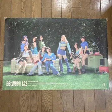 Between 1&2 11th Mini Album 포스터