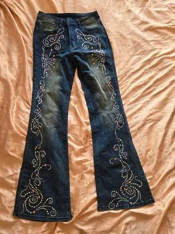 ROMWE 비쥬 장식 플레어 데님 S 스트레치