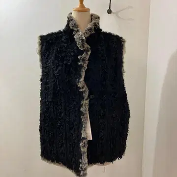 리버서블 퍼(Fur)풍 베스트 노카라