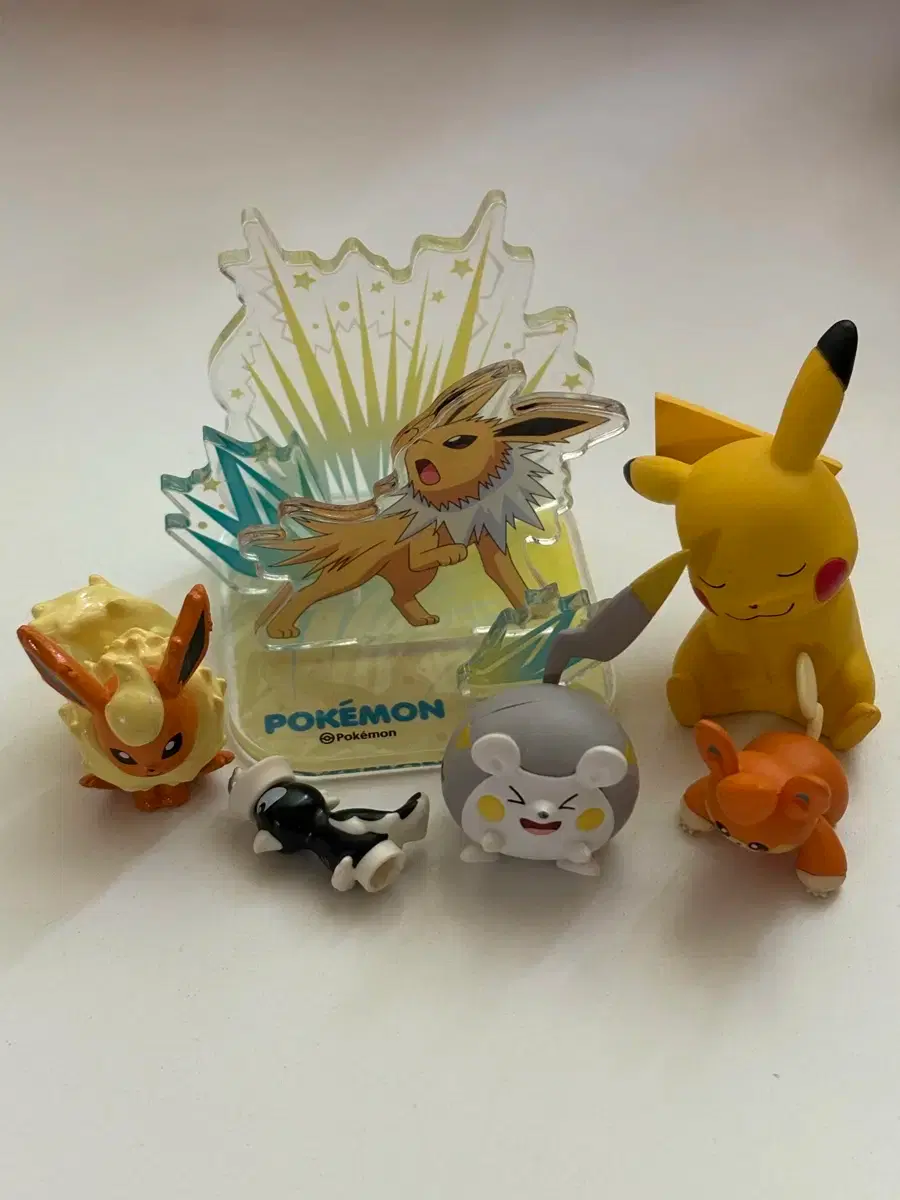 Pokémon figure gacha bulk