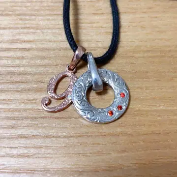 루츠 아일랜드 실버와 로즈 골드 목걸이