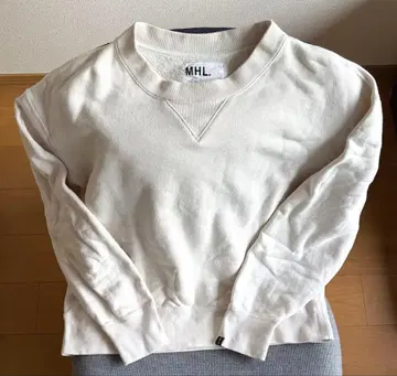 마가렛호웰 x 루프 휠러 맨투맨