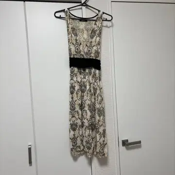 MAITRESSE 메틀리제 새상품 원피스