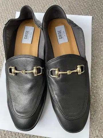 LE TALON (르 탈론) 가죽 비트 바부쉬 24cm