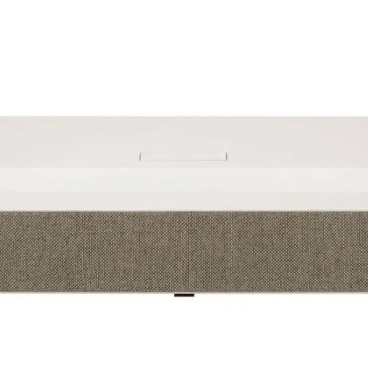 LG CineBeam HU915Q Ultra Short Throw Projector