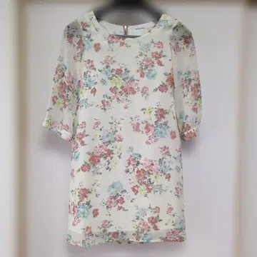 르.쿠르 블랑 플라워 프린트 오부소매 원피스