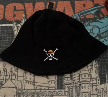 사우나 햇 원피스 필름 레드 극락탕 콜라보