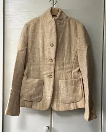 베이지 테일러드 자켓