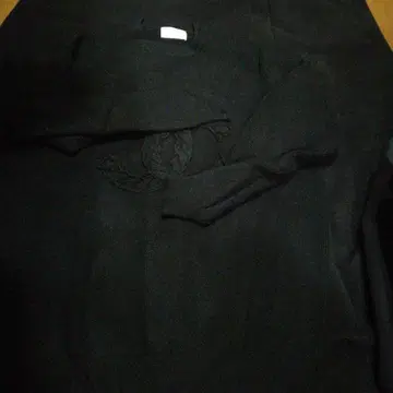 블랙 케이블 짜임 니트 스웨터