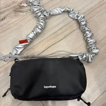 topologie 토폴로지 블랙 보틀 사코슈 스트랩 포함