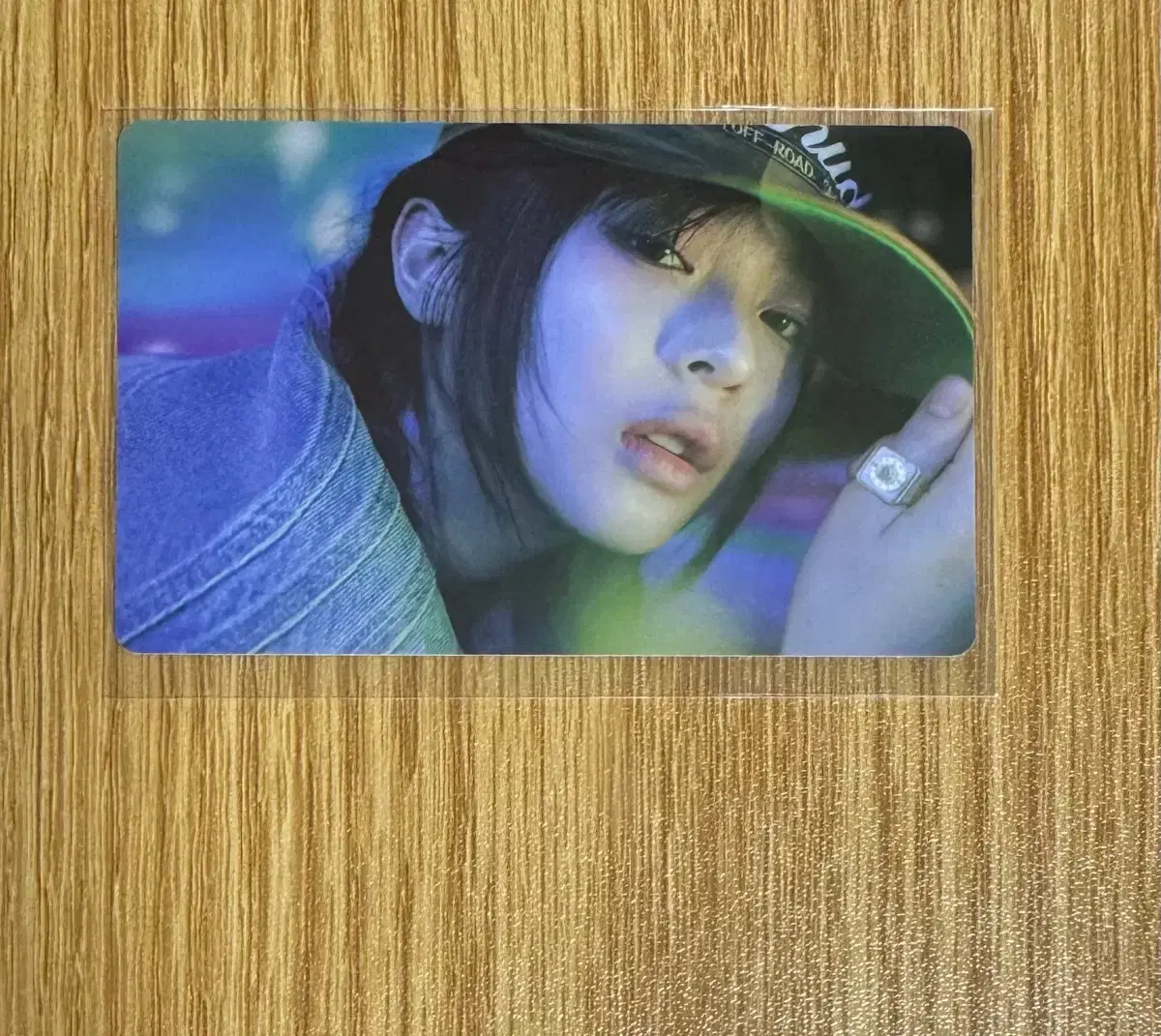 NewJeans Hanni unreleased photocard Weverse pre-order benefit poca