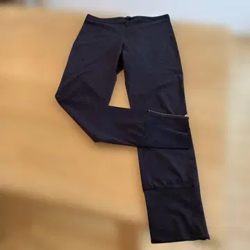 MOGA 블랙 팬츠 사이즈 2 지퍼 포함